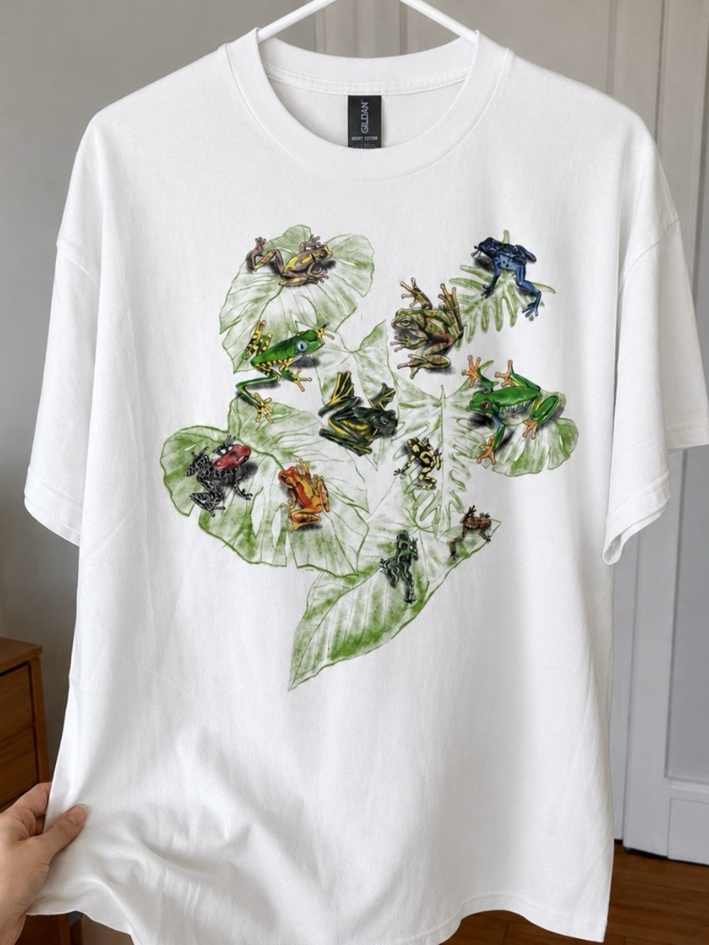 Gildan White Tee with Colorful Frog & Green Leaf Graphic